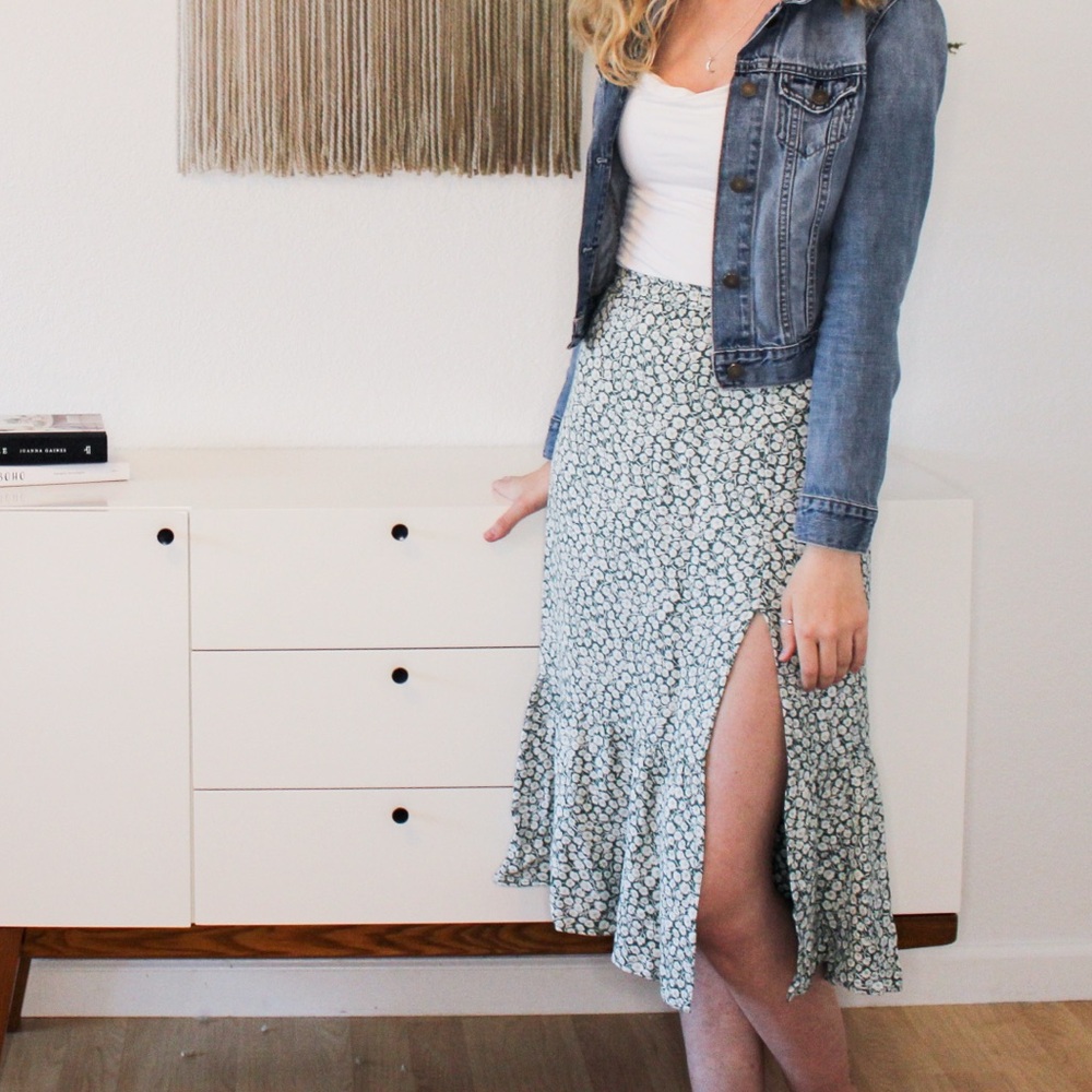 Abercrombie floral skirt